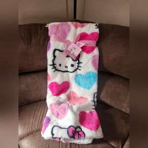 Sanrio- Faux Fur Cozy Valentine's Throw Blanket